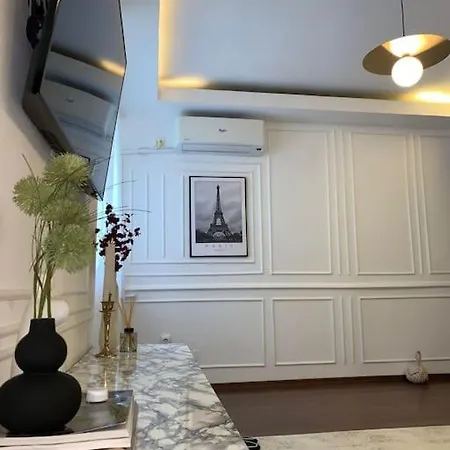 Little Paris Boutique *