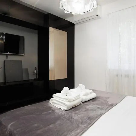 Little Paris Boutique *