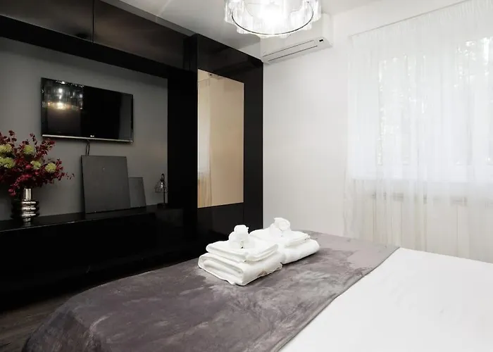 Little Paris Boutique *